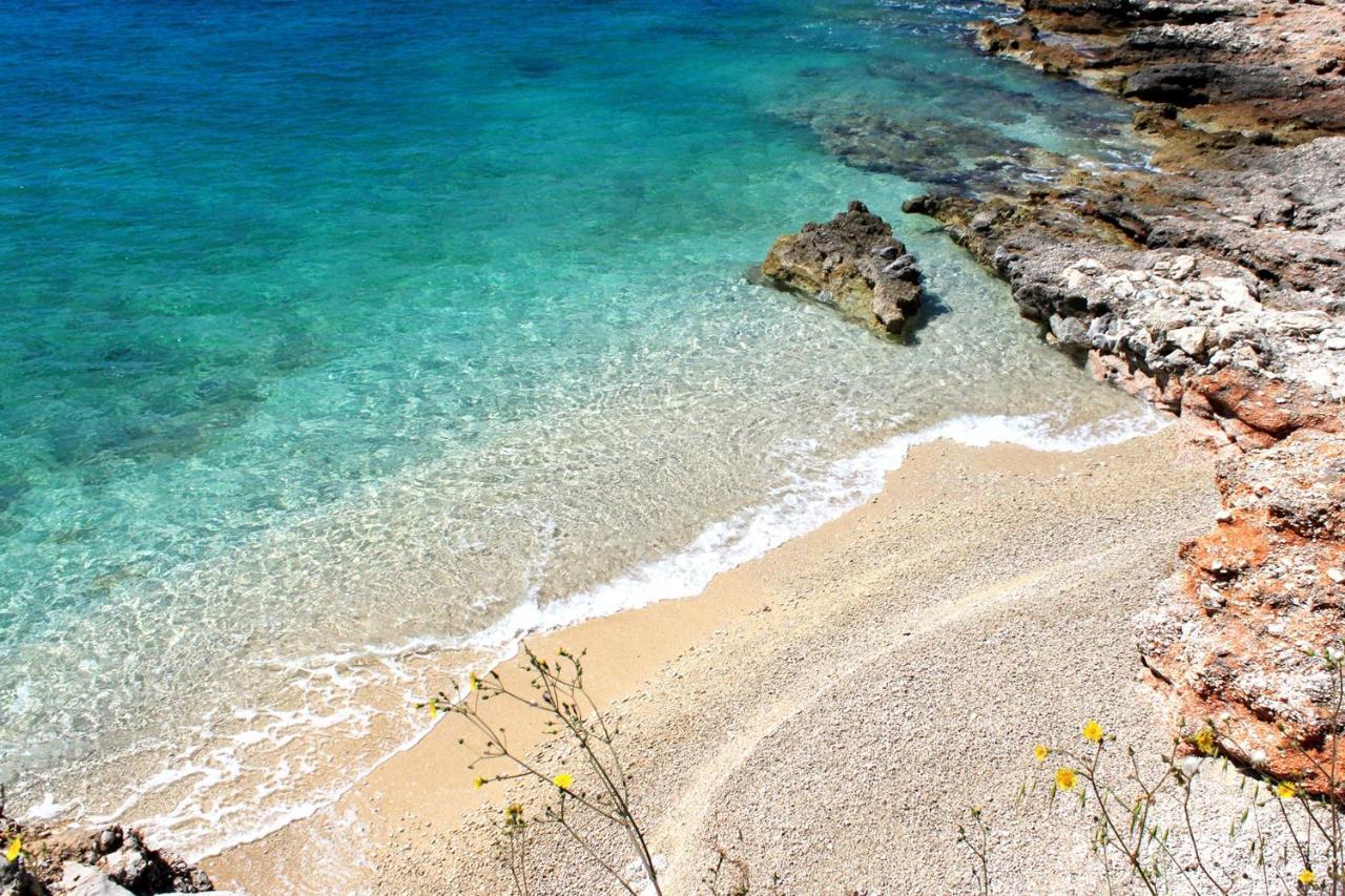 Apartments By The Sea Zavala, Hvar - 553 Jelsa  Ngoại thất bức ảnh