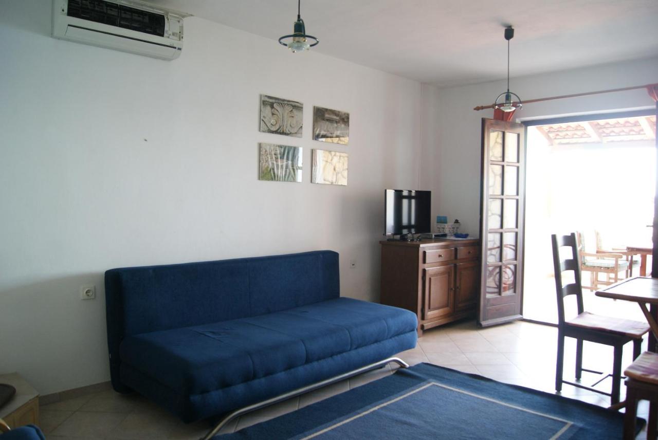Apartments By The Sea Zavala, Hvar - 553 Jelsa  Ngoại thất bức ảnh